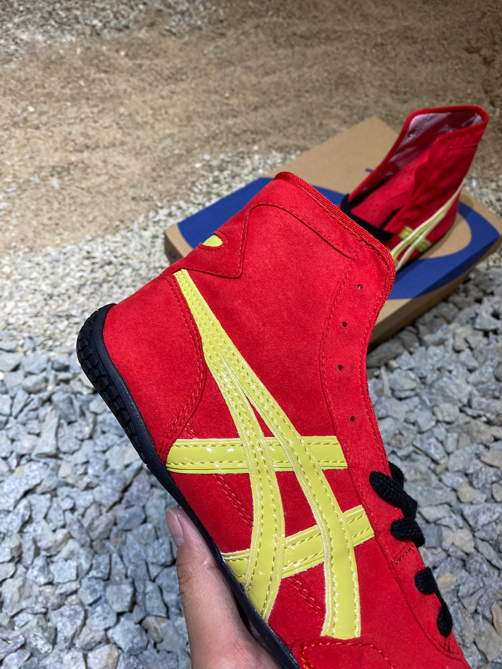 ASICS TIGERS TWR 900 RED, BLACK AND GOLD
