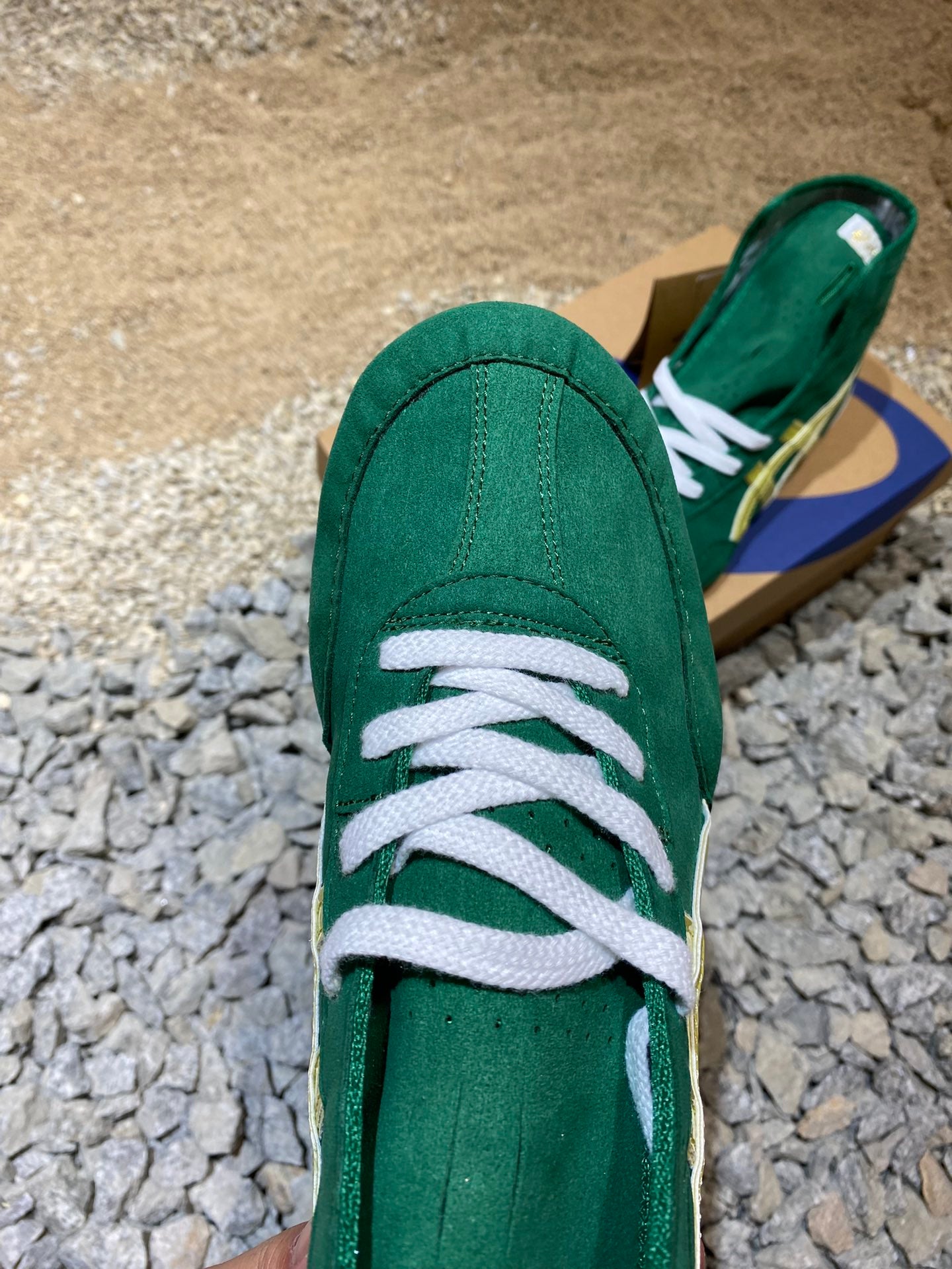 ASICS TIGERS TWR 900 GREEN AND GOLD
